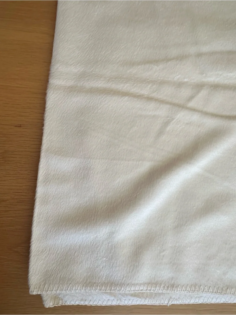JC Penny Cream Cotton Fringe Bath Throw